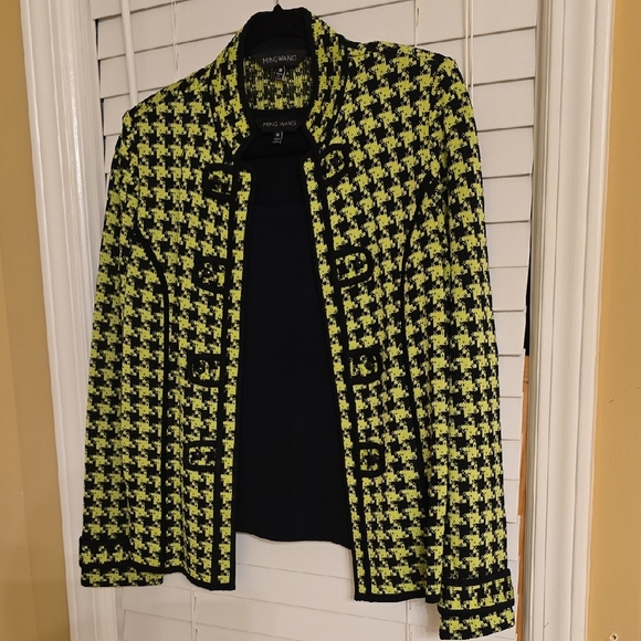 Ming Wang 2 Pieces Green and Black Blazer Classic Tailored Design And Top - Picture 1 of 16
